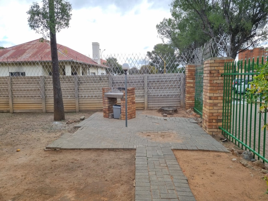1 Bedroom Property for Sale in Willows Free State